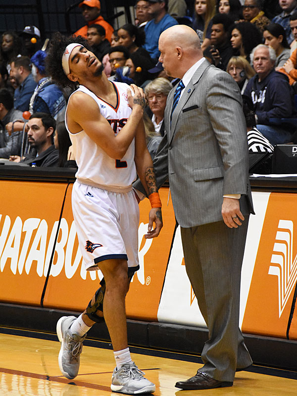 Jhivvan Jackson, coming off the floor in pain in the second half, scored a team-high 21 points for UTSA on Thursday in a 65-64 loss to Old Dominion at the UTSA Convocation Center. - photo by Joe Alexander