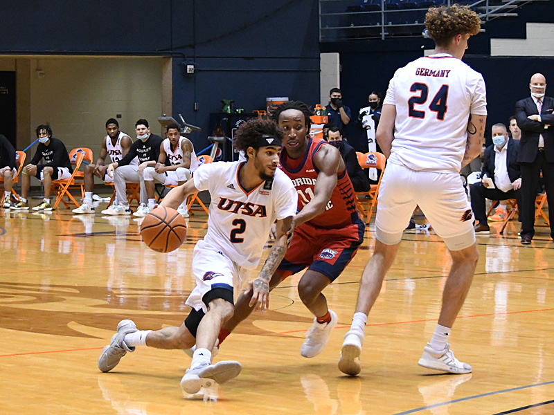 Jhivvan Jackson. UTSA beat Florida Atlantic 84-80 on Friday, Feb. 12, 2021, in the first game of a Conference USA back-to-back. - photo by Joe Alexander