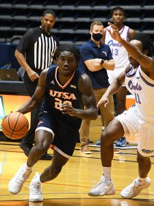 Keaton Wallace. UTSA beat Florida Atlantic 86-75 at the Convocation Center on Saturday, Feb. 13, 2021, in the second game of a Conference USA men's college basketball back-to-back. - photo by Joe Alexander