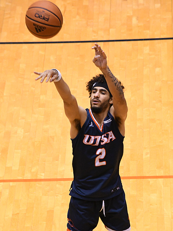 Jhivvan Jackson. UTSA beat Florida Atlantic 86-75 at the Convocation Center on Saturday, Feb. 13, 2021, in the second game of a Conference USA men's college basketball back-to-back. - photo by Joe Alexander