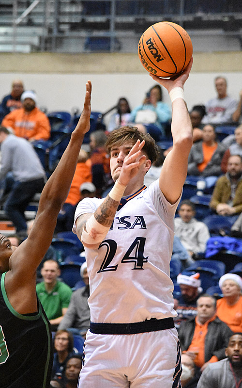 Jacob Germany. UTSA lost its Conference USA men's basketball opener to North Texas 78-54 on Thursday, Dec. 22, 2022, at the Convocation Center. - Photo by Joe Alexander