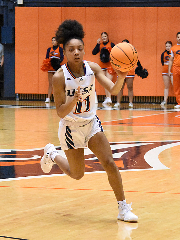 Sidney Love. The UTSA women's basketball team lost to Louisiana Tech 62-57 in the Roadrunners' Conference USA opener on Thursday, Dec. 29, 2022, at the Convocation Center. - Photo by Joe Alexander