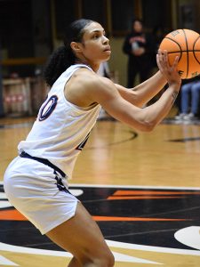 Maya Linton. UTSA beat Rice 66-53 in Conference USA women's basketball on Thursday, Feb. 16, 2023, at the Convocation Center. - Photo by Joe Alexander