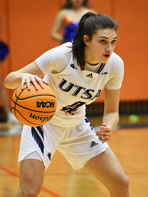 Siena Guttadauro. UTSA lost to Western Kentucky 73-67 in Conference USA women's basketball on Thursday, Feb. 2, 2023, at the Convocation Center. - Photo by Joe Alexander
