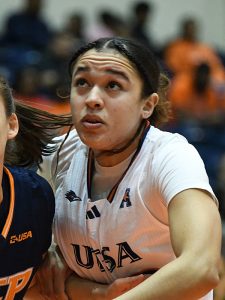 Kyleigh Aguirre. UTSA beat UTEP 90-66 in women's basketball at the Convocation Center on Sunday, Dec. 3, 2023. - Photo by Joe Alexander