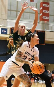 Kyra White. UTSA beat UAB 76-58 on Sunday, Feb. 11, 2024, in American Athletic Conference women's basketball at the Convocation Center. - Photo by Joe Alexander