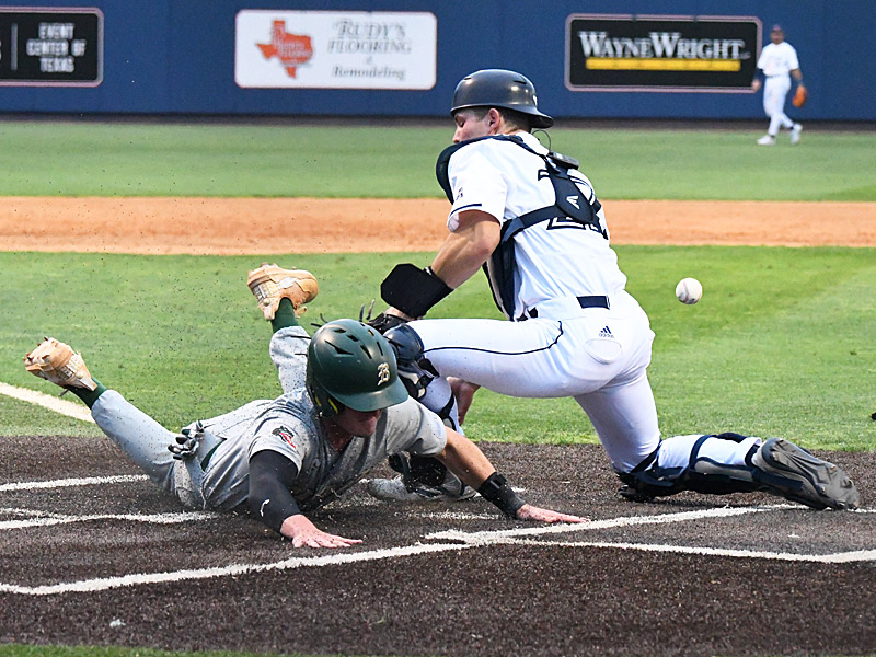 UAB's David Harris scores in the fifth inning to tie the game 3-3. UAB beat UTSA 7-3 in American Athletic Conference baseball on Friday, April 19, 2024, at Roadrunner Field. - Photo by Joe Alexander