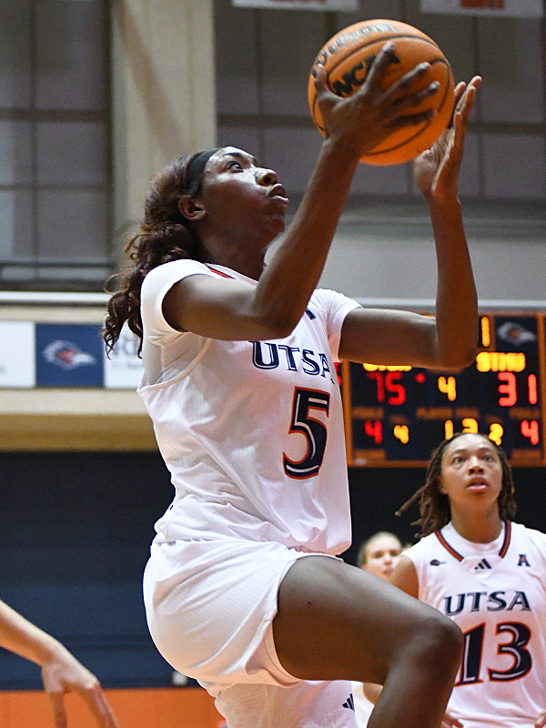 Mia Hammonds. The UTSA women's basketball team beat St. Mary's 90-38 in an exhibition game on Friday, Nov. 1, 2024, at the Convocation Center. - Photo by Joe Alexander