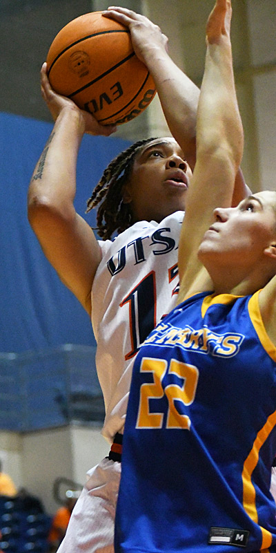 Taylor Ross. The UTSA women's basketball team beat St. Mary's 90-38 in an exhibition game on Friday, Nov. 1, 2024, at the Convocation Center. - Photo by Joe Alexander