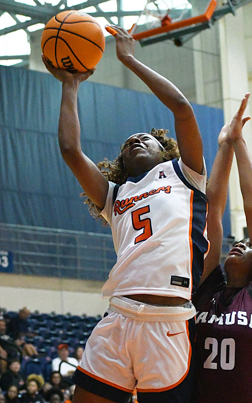 Mia Hammonds. UTSA women's basketball beat A&M-San Antonio 106-51 in an exhibition game on Saturday, Oct. 25, 2025, at the Convocation Center. - Photo by Joe Alexander