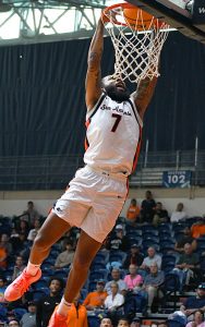 Jamir Simpson. Southern Illinois Edwardsville (SIUE) beat UTSA 77-60 in men's basketball on Friday, Nov. 7, 2025, at the Convocation Center. - Photo by Joe Alexander