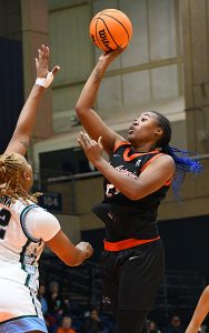 Cheyenne Rowe. UTSA beat Tulane 65-63 in their American Athletic Conference women's basketball opener on Tuesday, Dec. 30, 2025, at the Convocation Center. - Photo by Joe Alexander