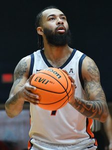 Jamir Simpson. Seattle beat UTSA 71-68 in non-conference men's basketball on Monday, Dec. 22, 2025, at the Convocation Center. - Photo by Joe Alexander