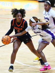 Damara Allen. East Carolina beat UTSA 65-58 in American Conference women's basketball on Tuesday, Jan. 20, 2026, at the Convocation Center. - Photo by Joe Alexander