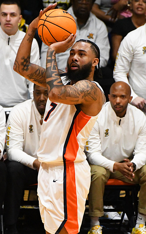 Jamir Simpson. UTSA men's basketball lost to Wichita State 84-67 in American Conference action on Sunday, March 1, 2026, at the Convocation Center. - Photo by Joe Alexander