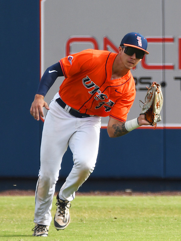 Caden Miller. UTSA baseball fall series Game 2 at Roadrunner Field on Saturday, Oct. 24, 2026. - Photo by Joe Alexander